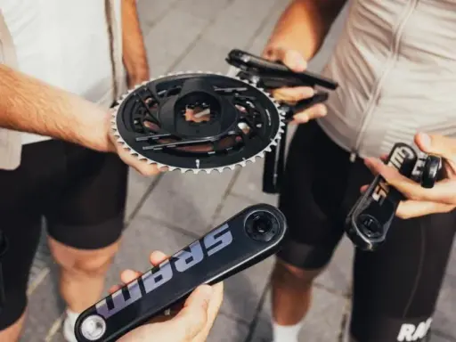 Jak dobrać mechanizm korbowy? Komfort, wydajność i Twoje kolana